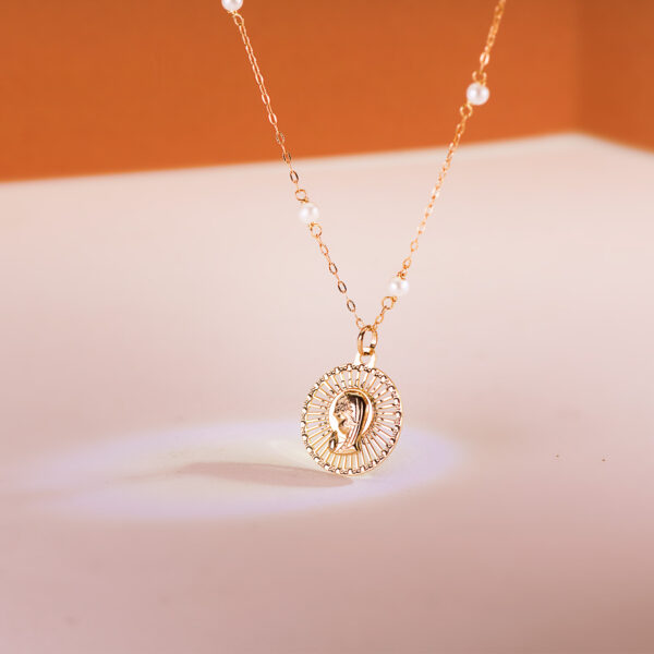 18K MEDALLA ORO AMARILLO VIRGEN NIÑA CERCO CALADO 20X18 MM - Imagen 2