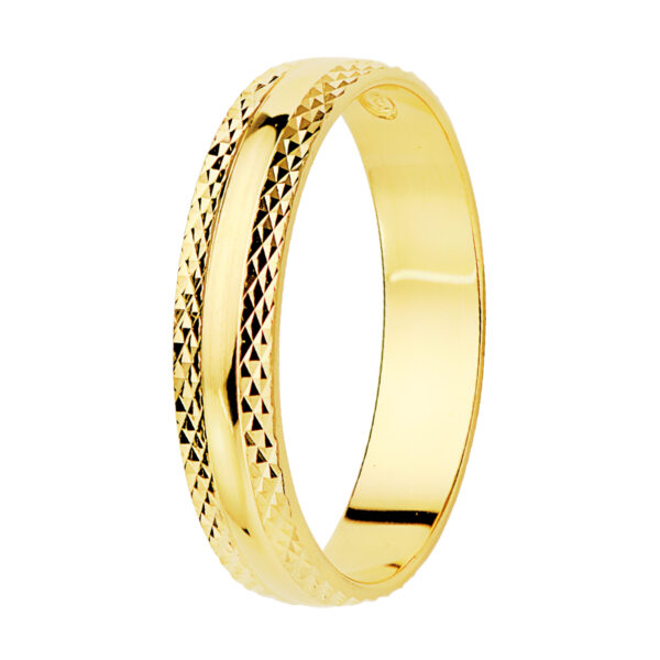 18K ALIANZA ORO AMARILLO BRILLO Y BORDES TALLADOS. ANCHO 4 MM. TALLA: 20