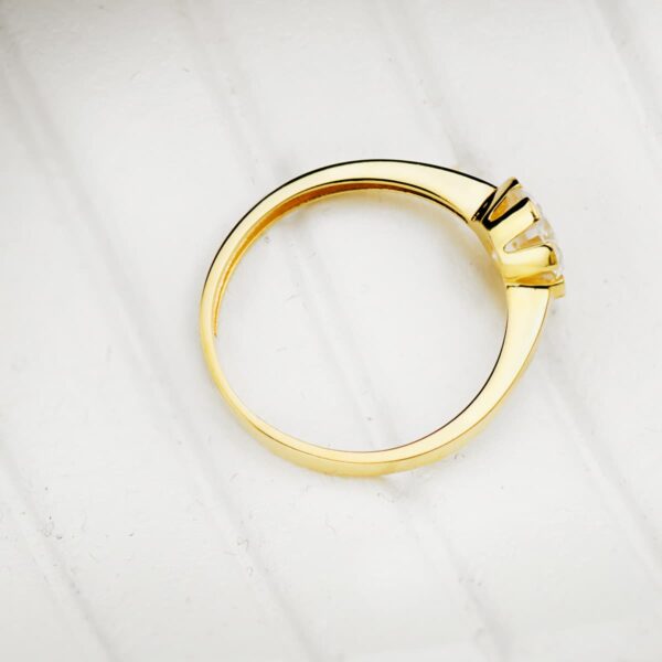 18K SOLITARIO ORO AMARILLO CIRCONITA GARRAS 6.5 MM ANCHO CUERPO 2 MM - Imagen 2