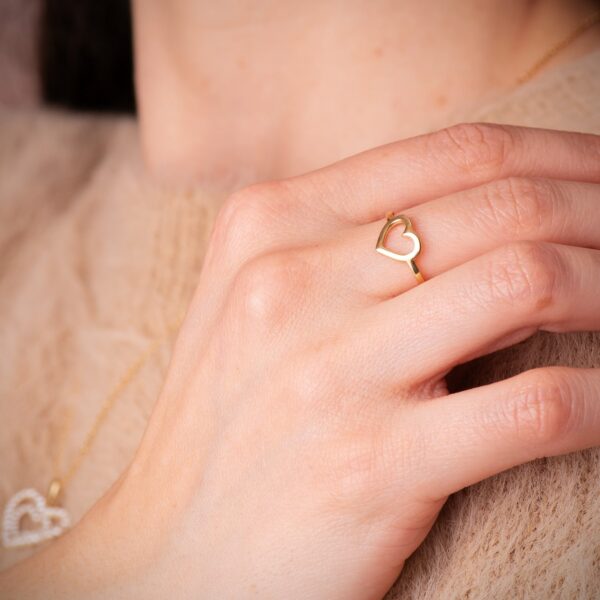 18K SORTIJA ORO AMARILLO CORAZON CALADO BRILLO 9 MM - Imagen 2