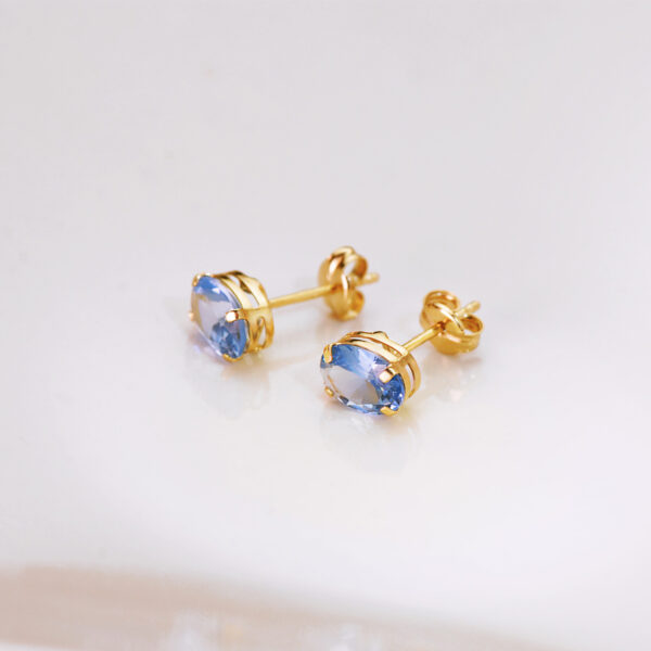 18K PENDIENTES ORO AMARILLO OVAL PIEDRA AZUL 7 X 5 MM. CIERRE PRESION - Imagen 2