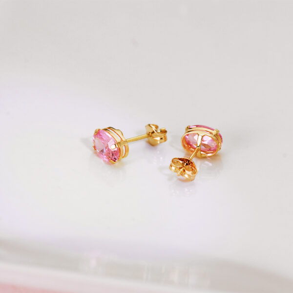 18K PENDIENTES ORO AMARILLO OVAL PIEDRA ROSA 7 X 5 MM. CIERRE PRESION - Imagen 2