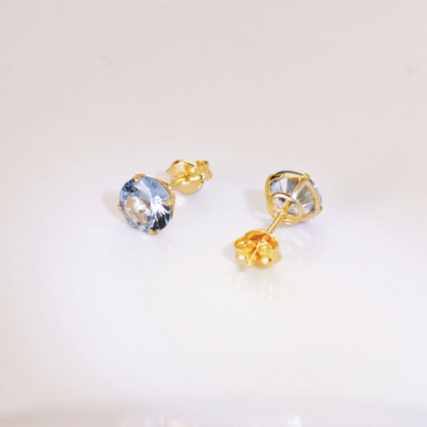 18K PENDIENTES ORO AMARILLO REDONDOS PIEDRA AZUL 6 MM. CIERRE PRESION - Imagen 2