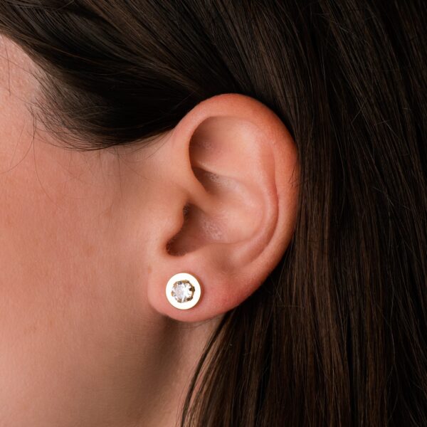 18K PENDIENTES ORO AMARILLO CERCO LISO Y CIRCONITA EN GARRAS 5MM. 9 MM CIERRE PRESION - Imagen 2