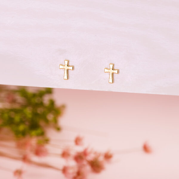 18K PENDIENTES ORO AMARILLO CRUZ EN BRILLO 6 X 4,5 MM. CIERRE PRESION - Imagen 2