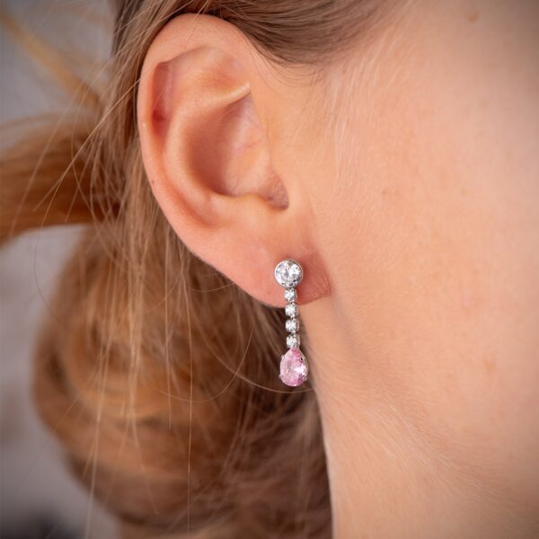 18K PENDIENTES ORO BLANCO PIEDRA ROSA GOTA Y CIRCONTIAS. 22X5 MM. CIERRE PRESION - Imagen 3