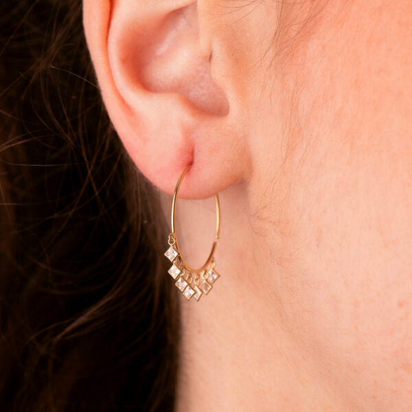 18K AROS ORO AMARILLO ABIERTOS CON HILO 0.75MM CON COLGANTES DE CIRCONITAS. ANCHO 20MM - Imagen 2