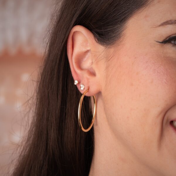 18K AROS ORO AMARILLO HUECOS REDONDOS TUBO REDONDO 34 MM. GROSOR 2 MM - Imagen 2