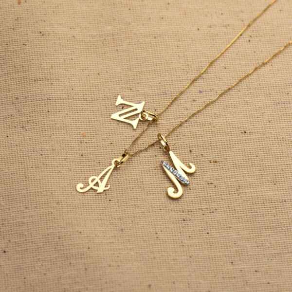 18K COLGANTE ORO AMARILLO LETRA " P " 15X8 MM - Imagen 3