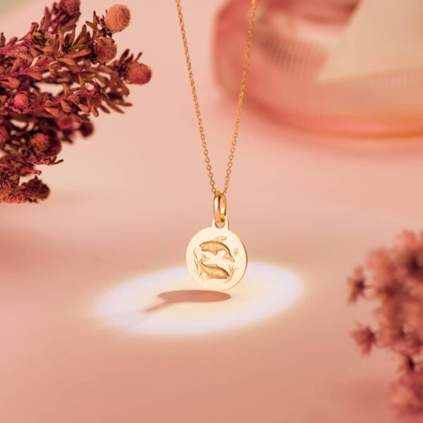18K MEDALLA ORO AMARILLO HOROSCOPO ORO AMARILLO ORO AMARILLO PISCIS MATIZADA 13 MM - Imagen 2