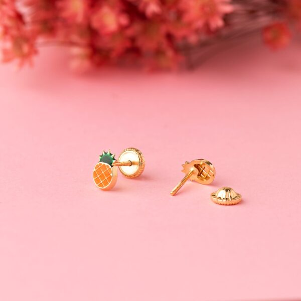 18K PENDIENTES ORO AMARILLO PIÑA ESMALTE NARANJA 6,5 X 4 MM. CIERRE TUERCA - Imagen 2