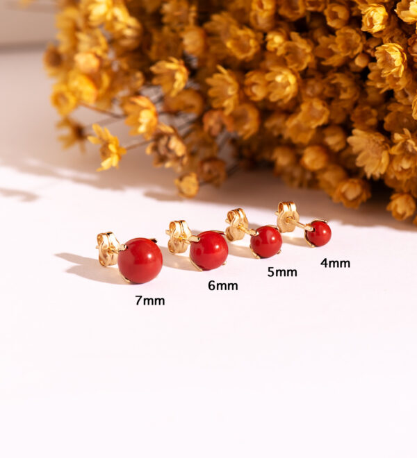 18K PENDIENTES ORO AMARILLO CORAL CON 4 GARRAS. MEDIDA: 4 MM. CIERRE PRESION - Imagen 2