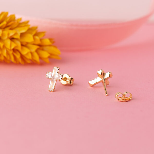 18K PENDIENTES ORO AMARILLO CRUZ CIRCONITAS BAGUETTE. 8,5 X 6,5 MM. CIERRE PRESION - Imagen 2