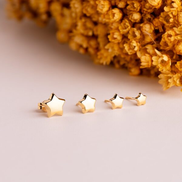 18K PENDIENTES ORO AMARILLO ESTRELLA LISA 8X8 MM. CIERRE PRESION - Imagen 3