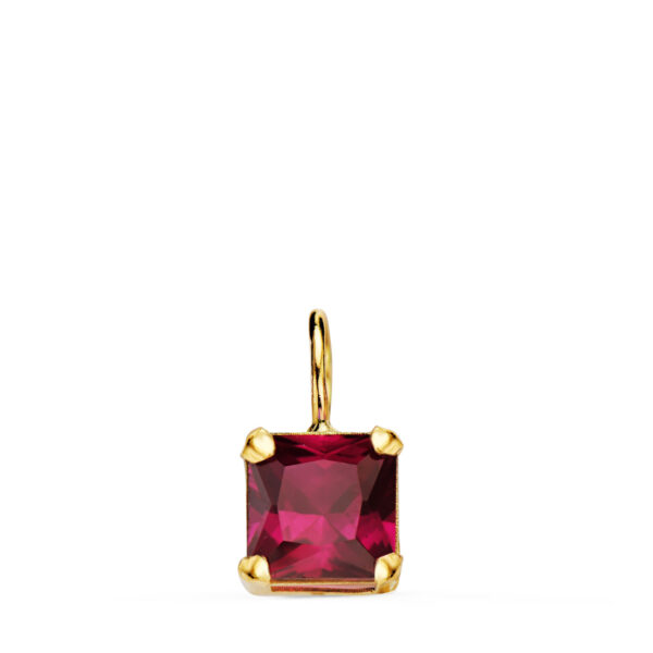 18K COLGANTE ORO AMARILLO CUADRADO CON GARRAS Y PIEDRA COLOR ROJA DE 6,5 X 6,5 MM.
