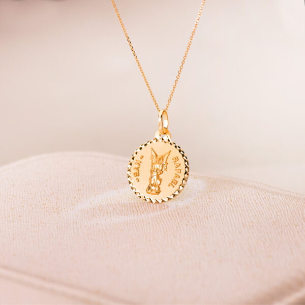 18K MEDALLA ORO AMARILLO SAN RAFAEL TALLADA 20 MM - Imagen 2