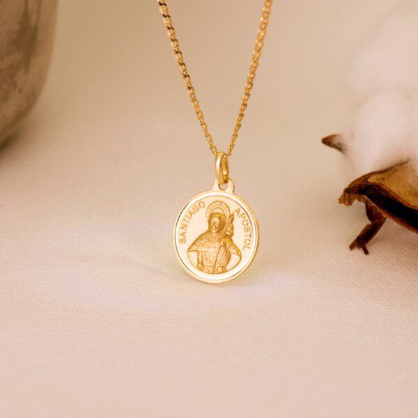18K MEDALLA ORO AMARILLO SANTIAGO APOSTOL BISEL 18 MM - Imagen 3