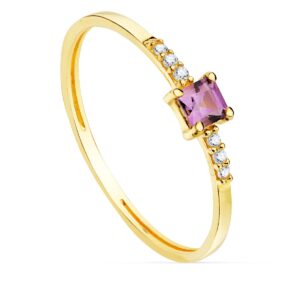 18K SORTIJA ORO AMARILLO 6 DIAMANTES 0.030QTS. G-VS2. AMATISTA 3X3MMCUERPO 1 MM