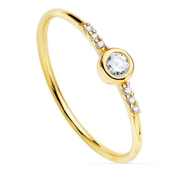 18K SORTIJA ORO AMARILLO DIAMANTES 0,140 QTS. G-VS2. DIAMANTE 3 MM Y 6 DE 1 MM
