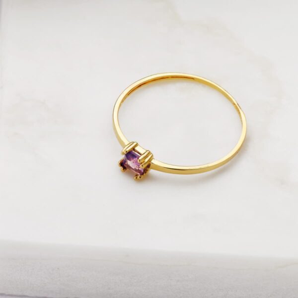 18K SORTIJA ORO AMARILLO AMATISTA NATURAL 4X3 MM. ANCHO CUERPO 1.10 MM - Imagen 2