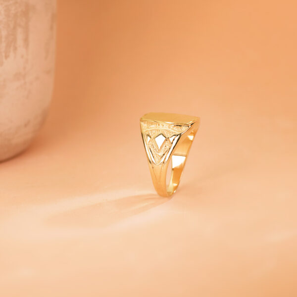 18K SELLO ORO AMARILLO CABALLERO MACIZO TALLADO ZONA GRABADO: 15X12 MM - Imagen 2