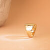 18K SELLO ORO AMARILLO CABALLERO MACIZO TALLADOZONA GRABADO 15X15 MM - Imagen 2