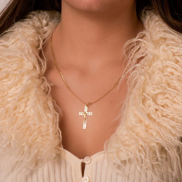 18K CRUZ ORO AMARILLO CON CRISTO TALLADA 34X19 MM - Imagen 3
