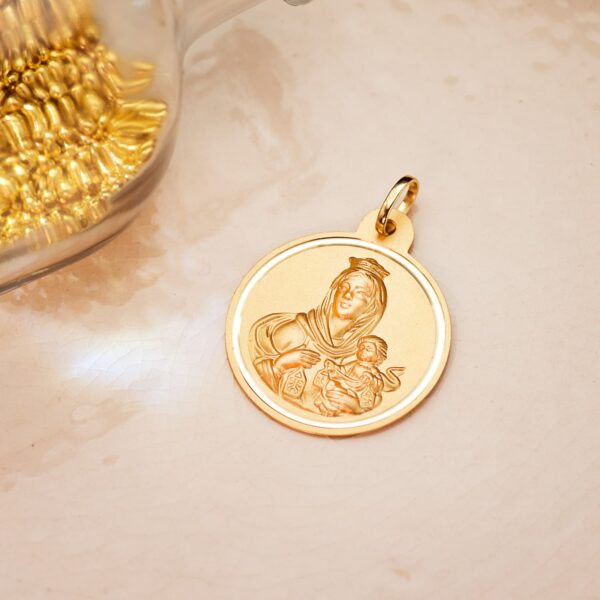 18K MEDALLA ORO AMARILLO VIRGEN DEL CARMEN BISEL 26 MM - Imagen 2