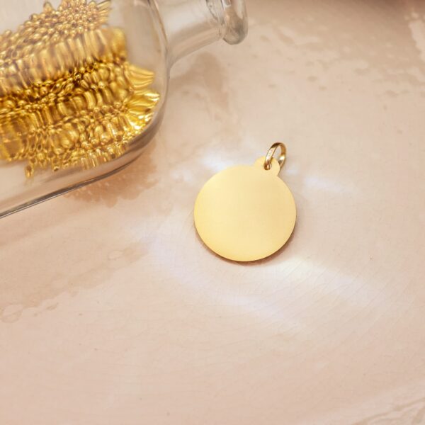 18K MEDALLA ORO AMARILLO SAGRADO CORAZON DE JESUS TALLA CRUZADA 22 MM - Imagen 3