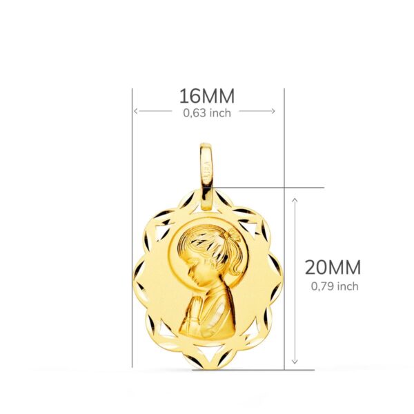 18K MEDALLA ORO AMARILLO HOJAS VIRGEN NIÑA PERFIL MATIZADA Y TALLADA 20X16 MM - Imagen 2