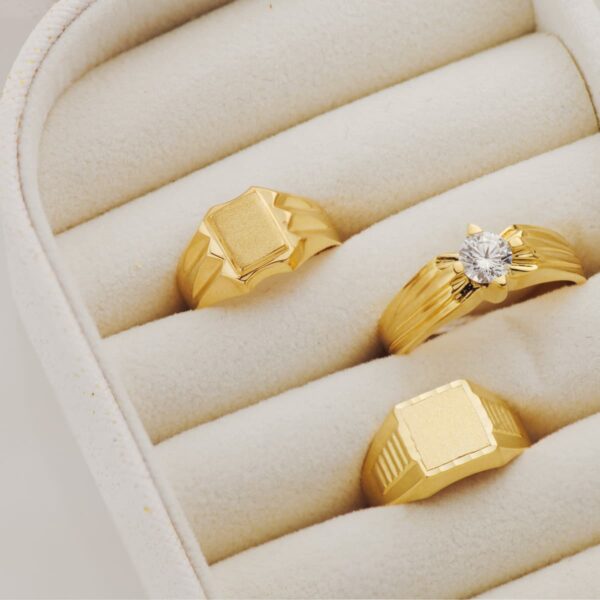 18K SELLO ORO AMARILLO HUECO CADETE. ZONA GRABADO: 7,5 X 5,5MM - Imagen 2